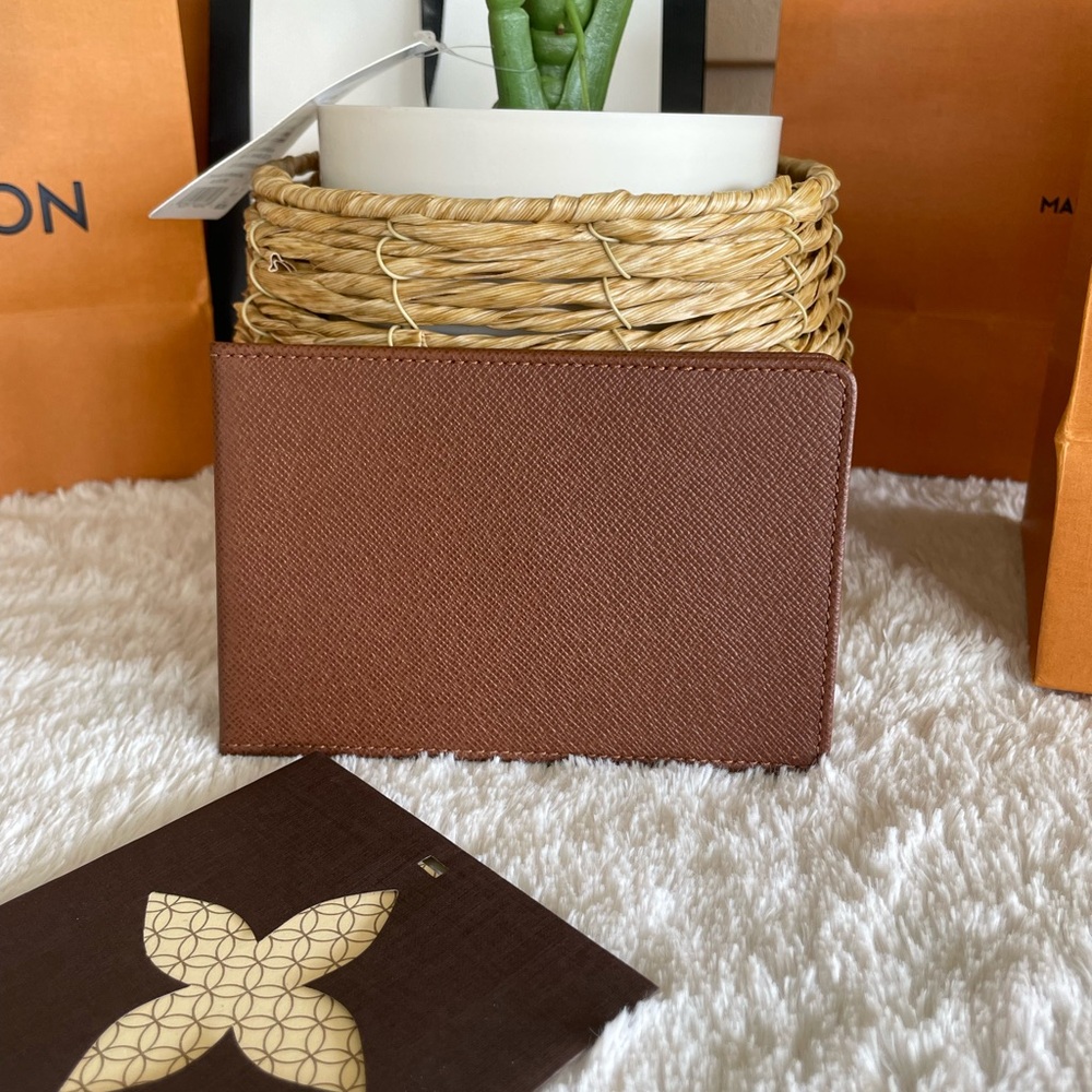 Louis Vuitton card holder🤎🤎🤎